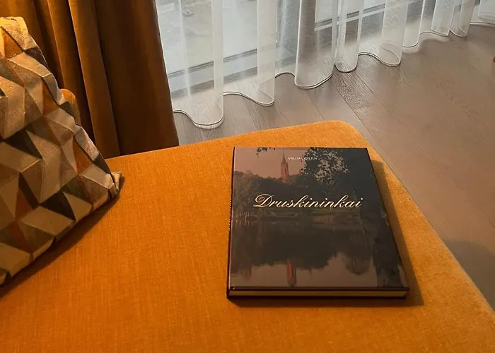 Apartment Blue Peony *